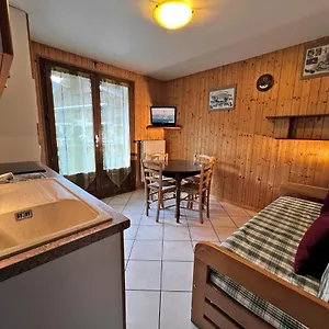 Appartement Riviera 2 4 Pers Skis Aux Pieds, La Clusaz